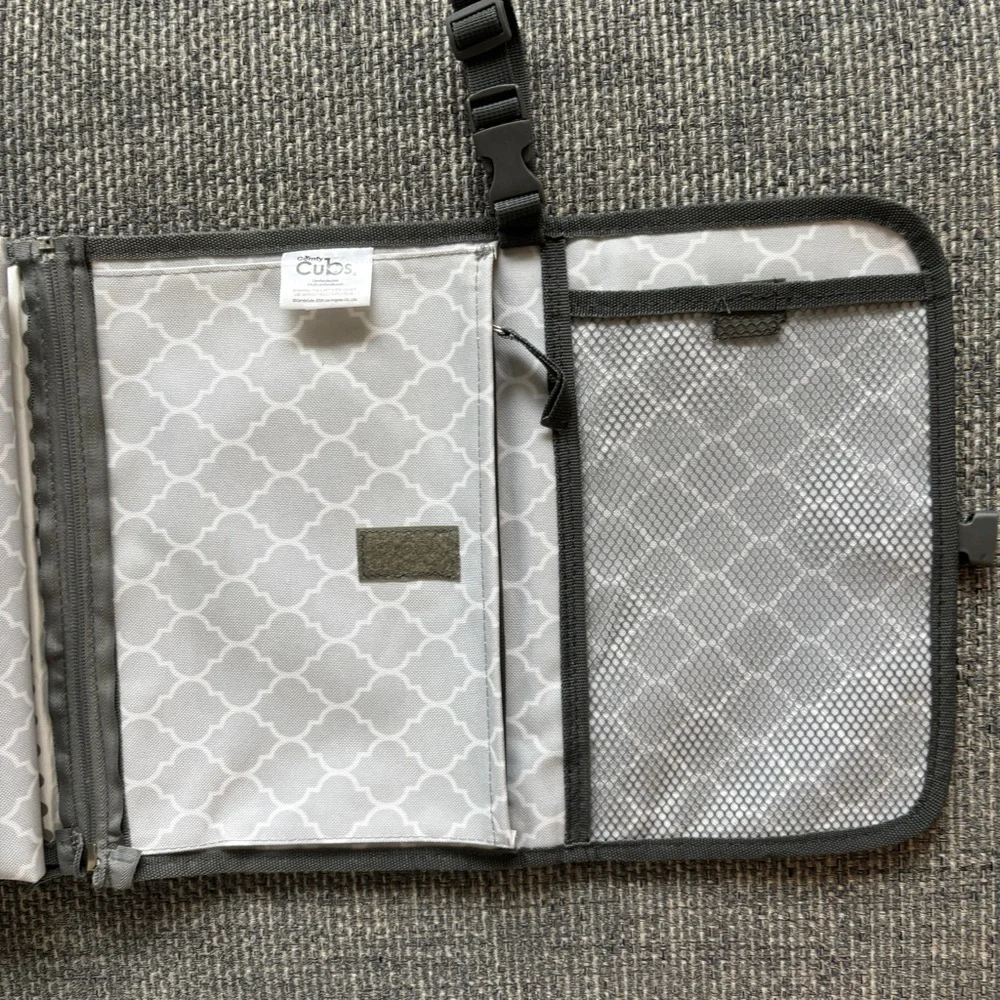 Comfy Cubs Portable Changing Pad Baby Diaper Travel Mat with Storage Pocket